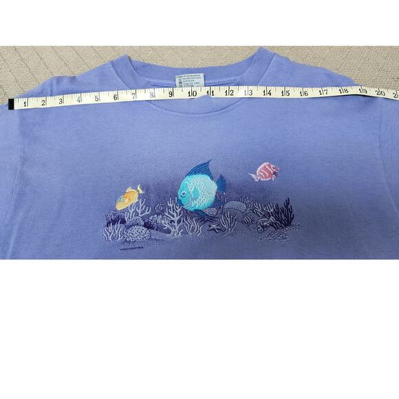 Image Resort Wear VTG Purple Embroidered Fish swimming in coral t-shirt W sz M - Picture 5 of 7